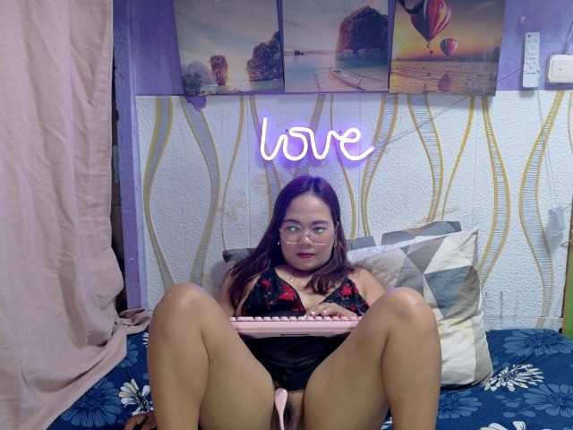 Kristel17's BongaCams show and profile