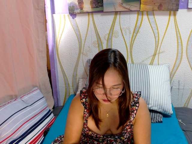 Kristel17's BongaCams show and profile