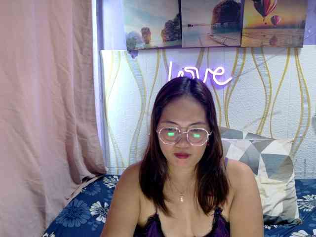 Kristel17 webcam