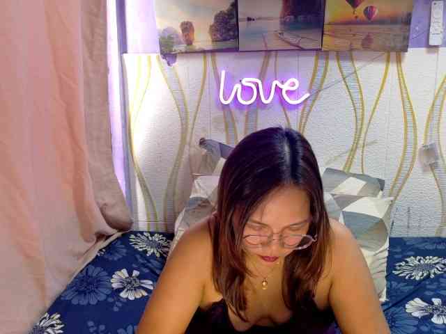 Kristel17 webcam
