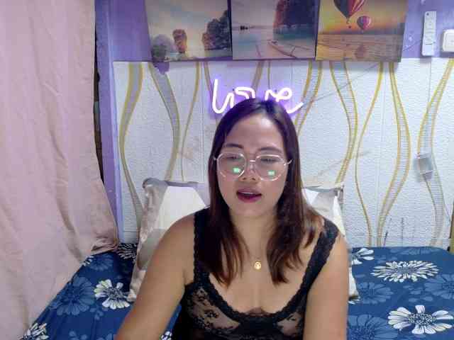 Kristel17 webcam