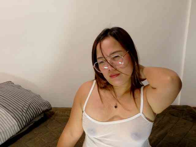 Kristel17 webcam