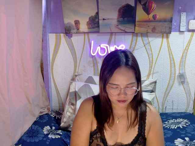 Kristel17 webcam