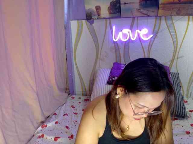 Kristel17 webcam