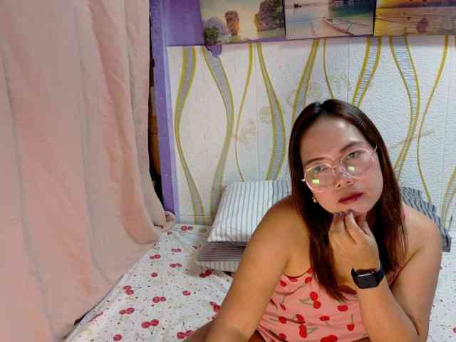 Kristel17 webcam