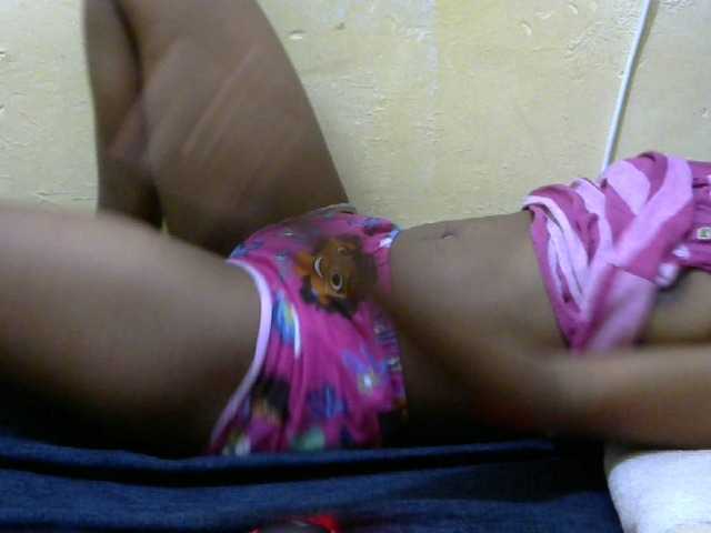 Sweetbarbie8 webcam bongacams model stream image