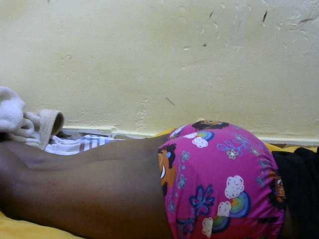 Sweetbarbie8 webcam bongacams model stream image