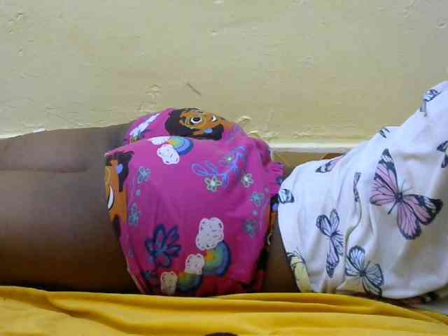 Sweetbarbie8 webcam