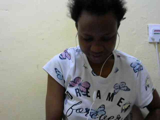 Sweetbarbie8 webcam