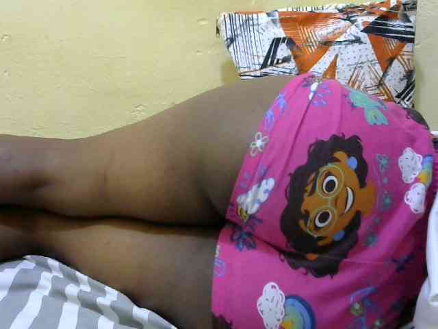 Sweetbarbie8 webcam