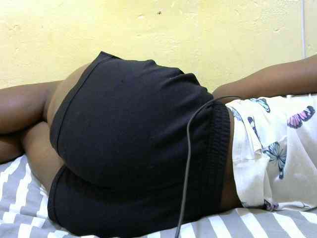 Sweetbarbie8 webcam