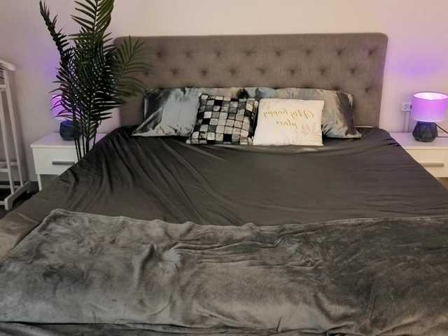 ArielGemme's BongaCams show and profile