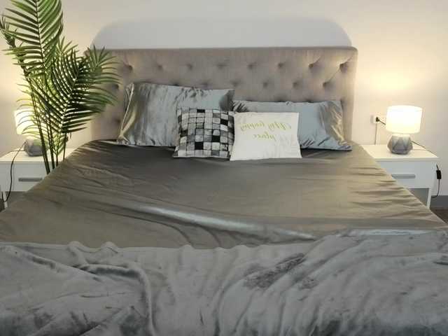 ArielGemme's BongaCams show and profile