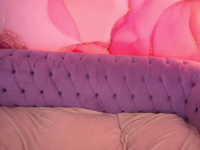 ArielGemme's BongaCams show and profile