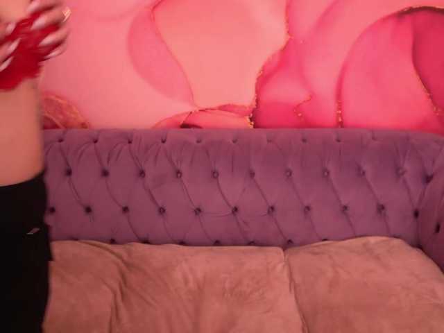 ArielGemme's BongaCams show and profile