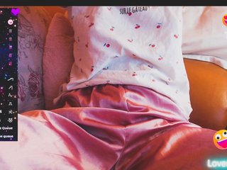 yzza-suave Porn Show