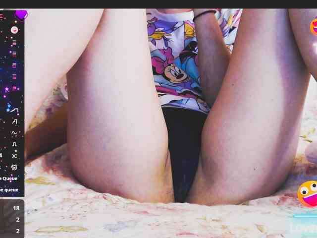 yzza-suave webcam