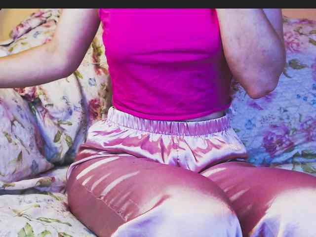 yzza-suave webcam