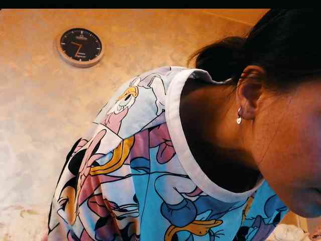 yzza-suave webcam