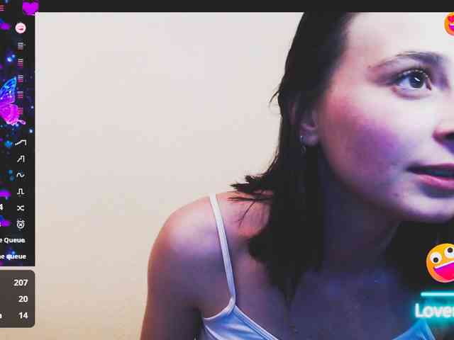 yzza-suave webcam