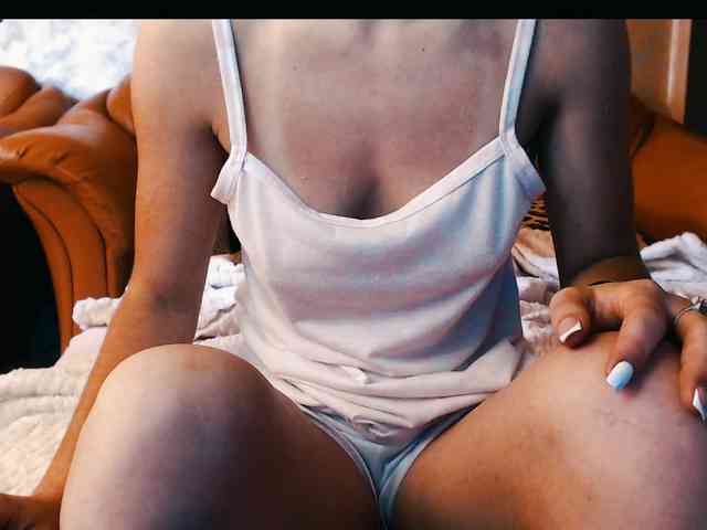 yzza-suave webcam