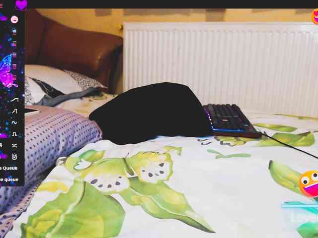 yzza-suave webcam
