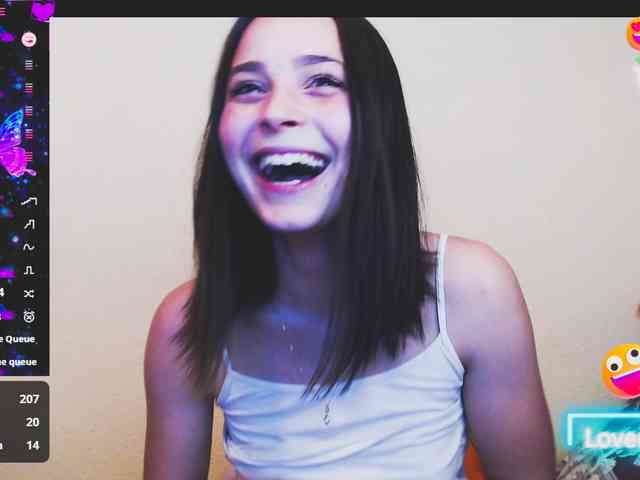 yzza-suave webcam