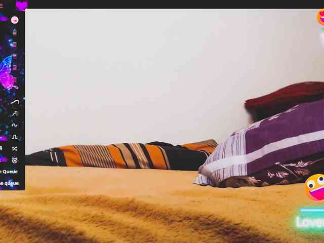 yzza-suave webcam