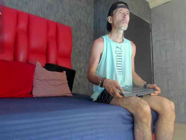JacksonMillan Live Webcam on BongaCams