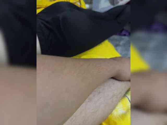 CaysiCouple Live Webcam on BongaCams