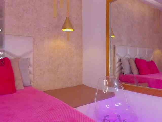 KRISTINCHERRY Live Webcam on BongaCams