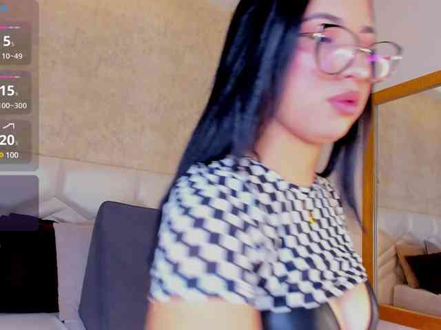 KRISTINCHERRY webcam