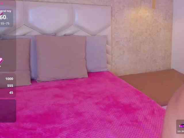 KRISTINCHERRY webcam