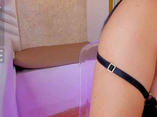 KRISTINCHERRY KRISTINCHERRY