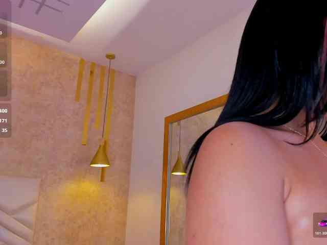 KRISTINCHERRY webcam