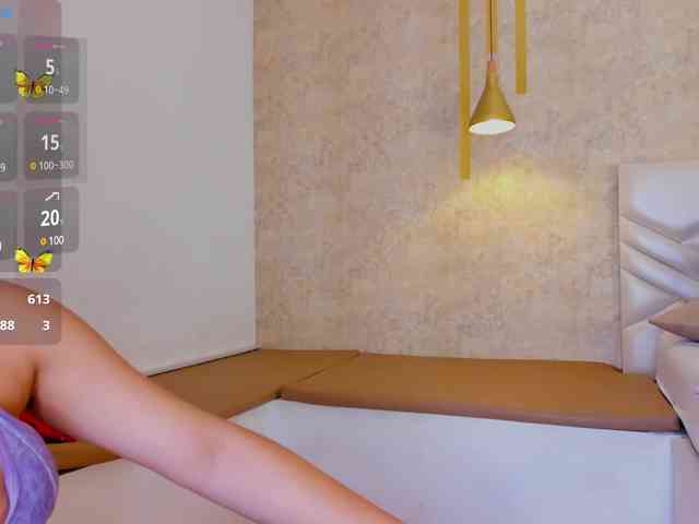 KRISTINCHERRY webcam