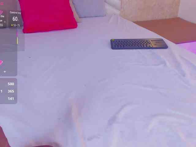 KRISTINCHERRY webcam