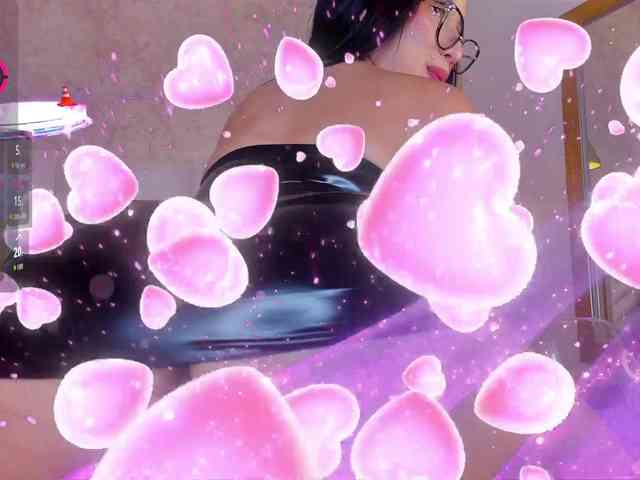 KRISTINCHERRY webcam