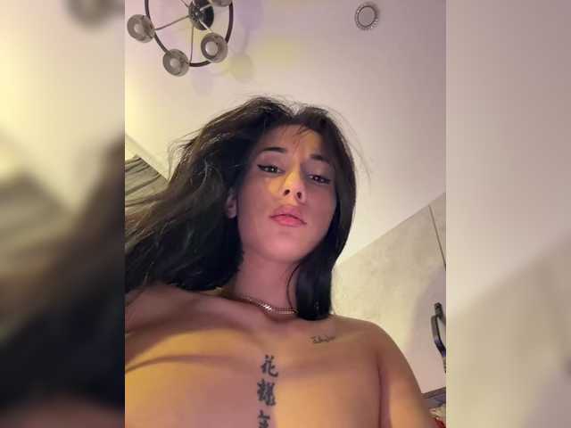 Adel9's BongaCams show and profile