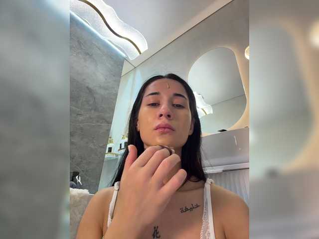 Adel9's BongaCams profile