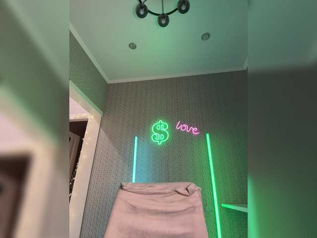 Adel9 Live Webcam on BongaCams