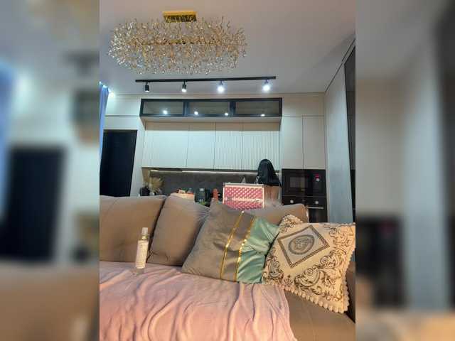 go to chat with Adel9