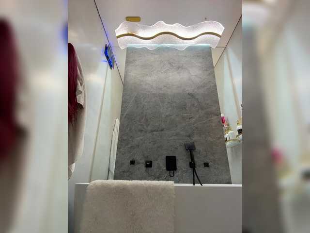 Adel9's BongaCams show and profile