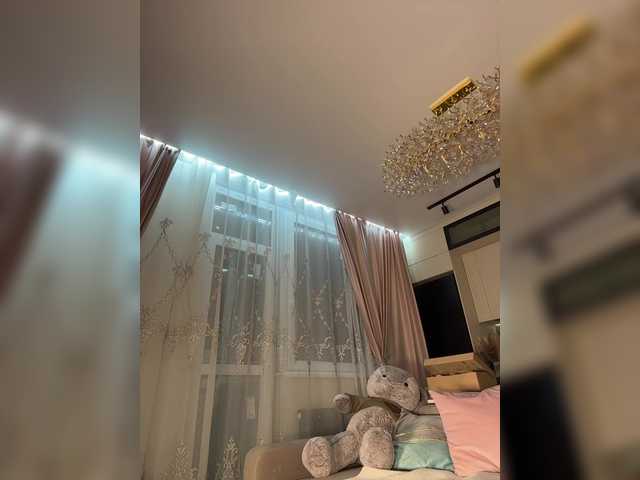 Adel9's BongaCams show and profile