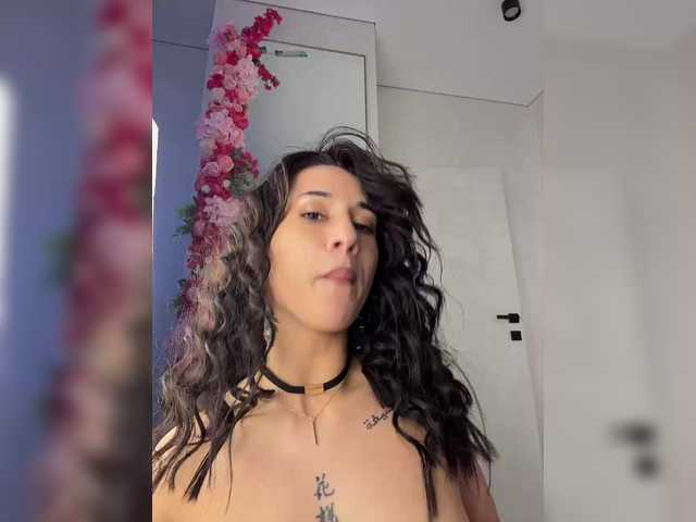 Adel9's BongaCams show and profile