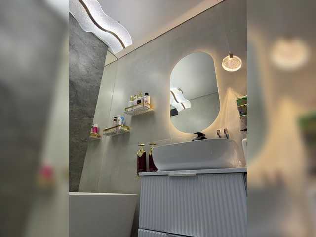 go to chat with Adel9