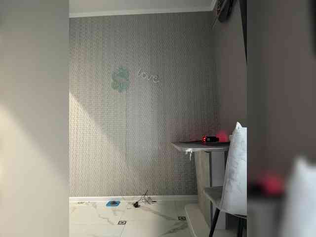 Adel9's webcam live show