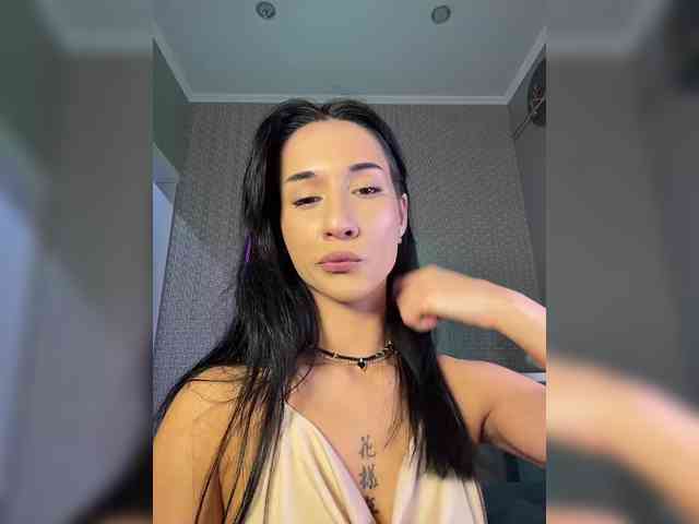 Adel9's webcam live show
