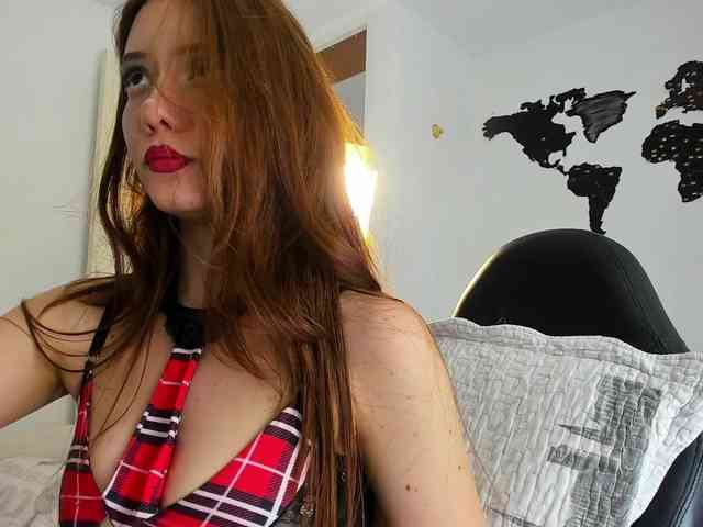 Sweet-Hannah6 webcam