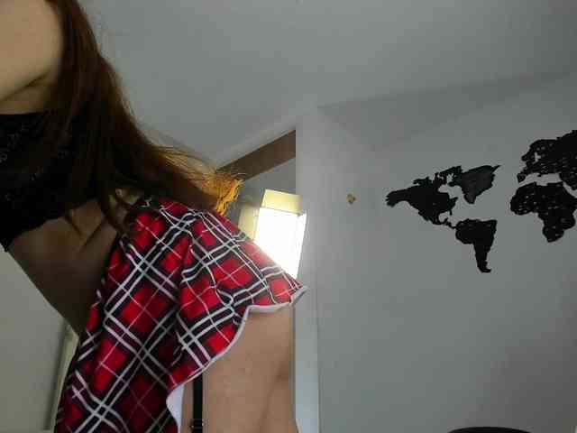 Sweet-Hannah6 webcam